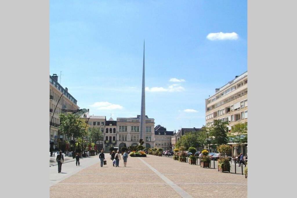 Appartement Centre De Valenciennes Entierement Equipe 64M2 Exterior photo